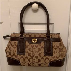 Classic Coach Print Medium Size Purse